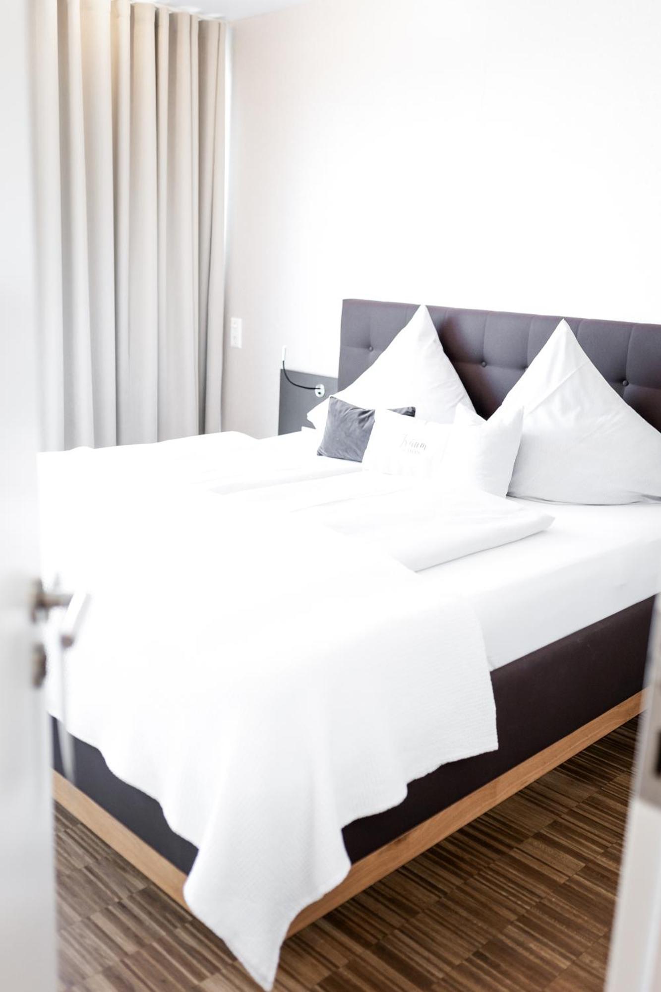 Hotel Hagnauer Seeperle מראה חיצוני תמונה