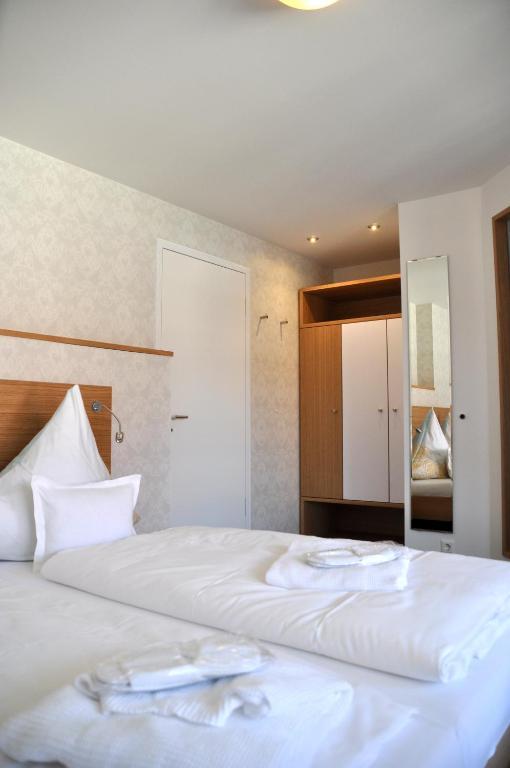 Hotel Hagnauer Seeperle מראה חיצוני תמונה